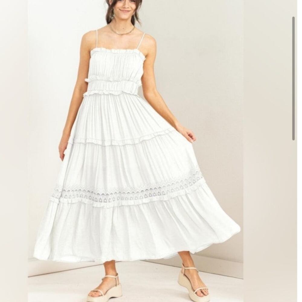 HYFVE White Ruffle crochet Trim Tiered Boho sleeveless Maxi Dress large - Picture 3 of 13